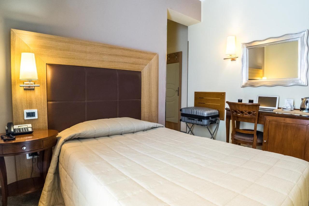 Hotel Villa Tirreno Tarquinia Exteriér fotografie